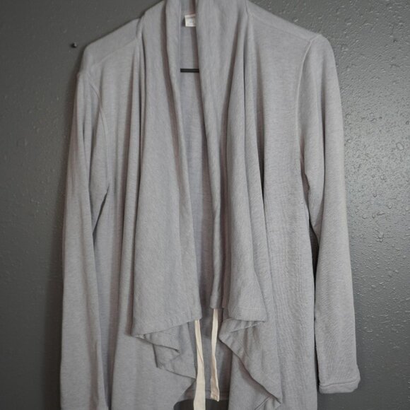 Old Navy Sweaters - Old Navy Active Women Light Grey Athletic Cardigan Sweater Size Large Petite